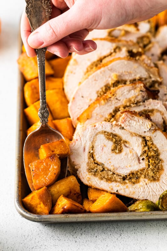 Sheet Pan Thanksgiving Dinner With Turkey Roulade The Cookie Rookie