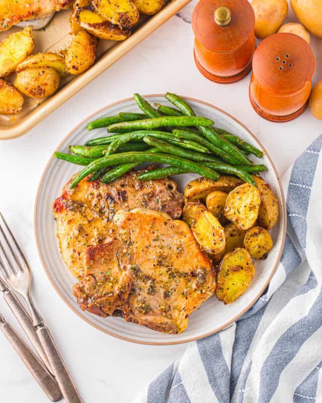 Sheet Pan Pork Chops Recipe The Cookie Rookie