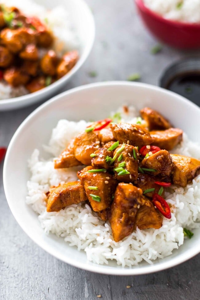 Bourbon Chicken Recipe (Sweet & Spicy) - The Cookie Rookie