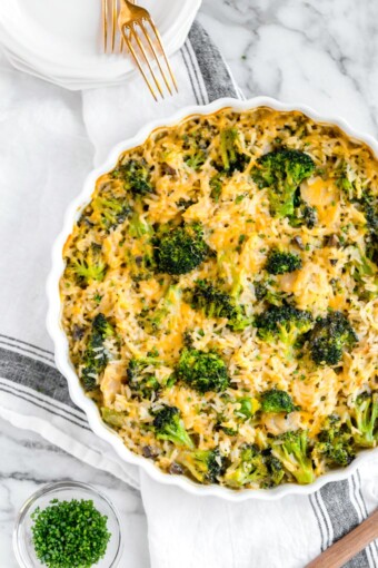 Broccoli Cheese Rice Casserole (Baked Green Rice Casserole)