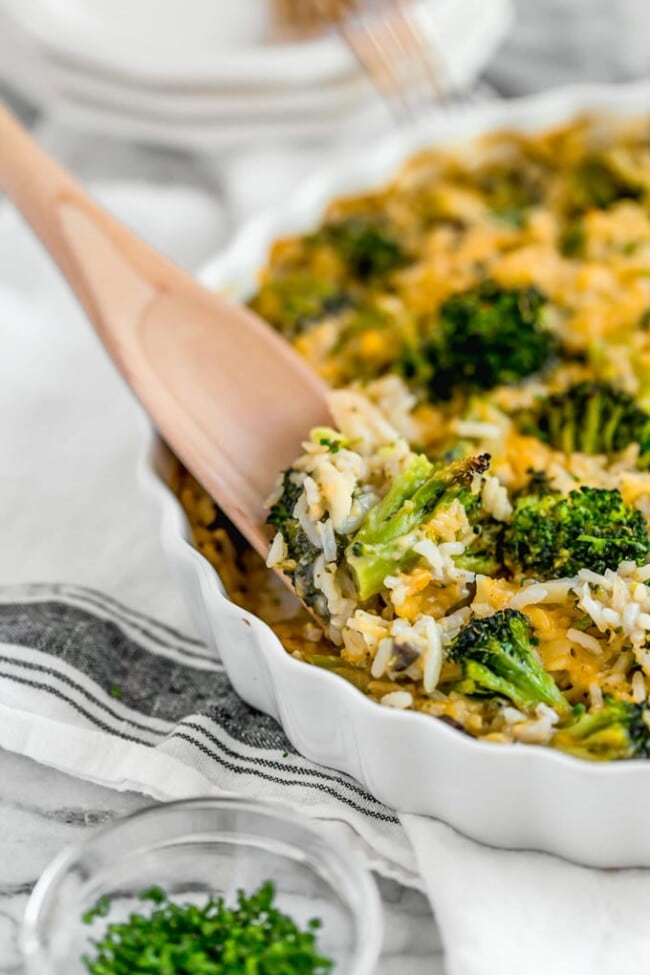 Broccoli Cheese Rice Casserole (Baked Green Rice Casserole)