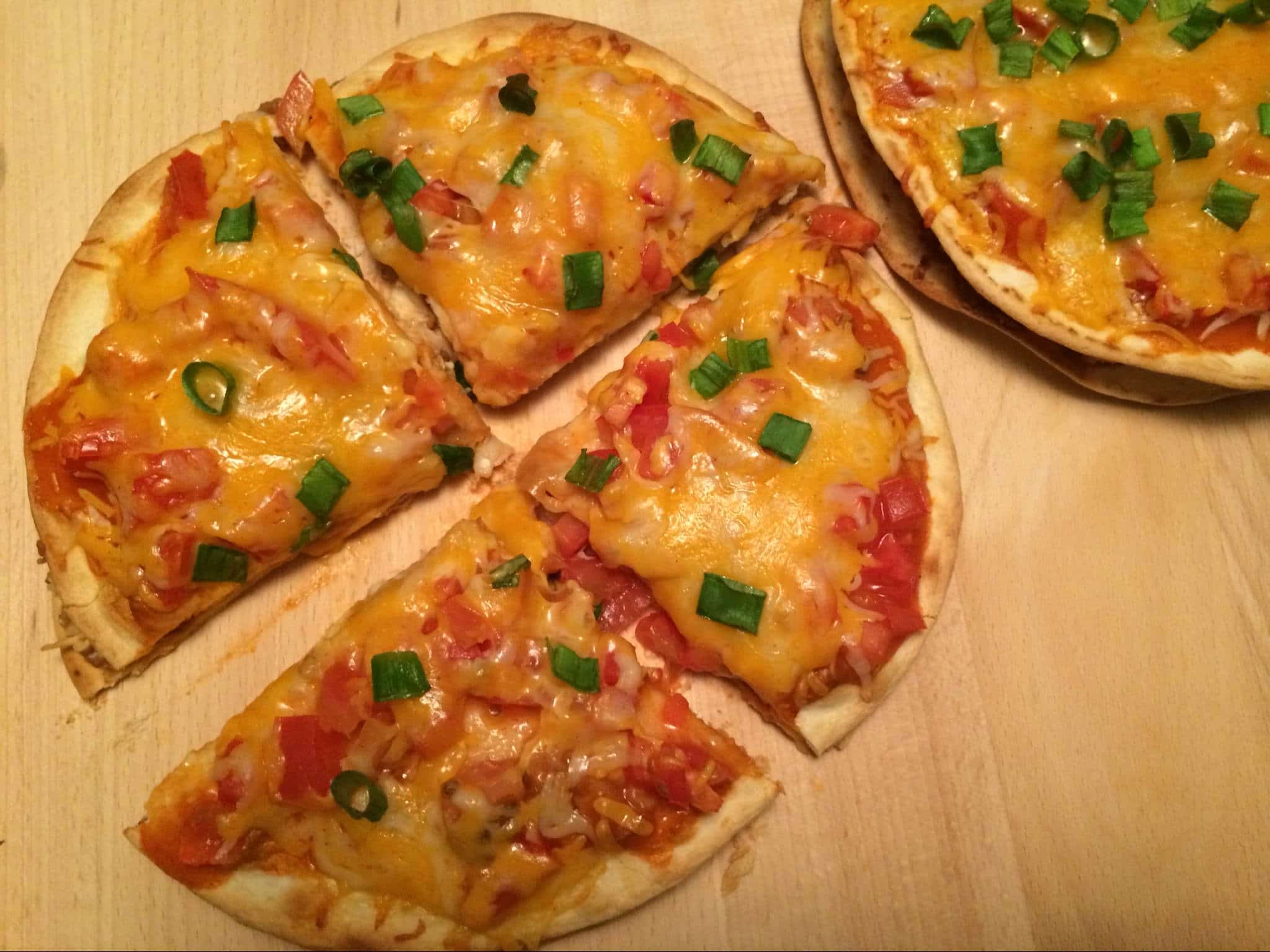 Taco Bell Mexican Pizzas With Chicken Delicious And Such A Hit My Husband Loves These 8430