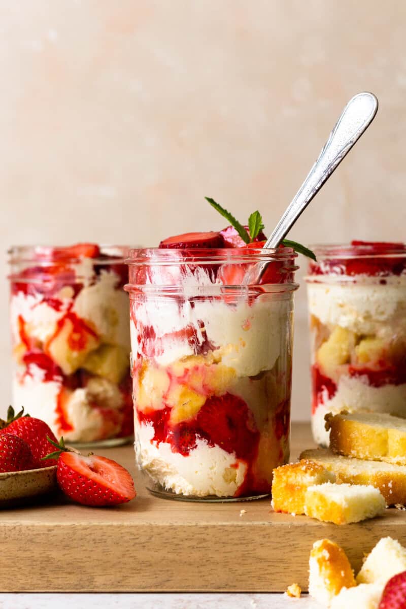 https://www.thecookierookie.com/wp-content/uploads/2014/03/strawberry-shortcake-cups-recipe-7-800x1200.jpg
