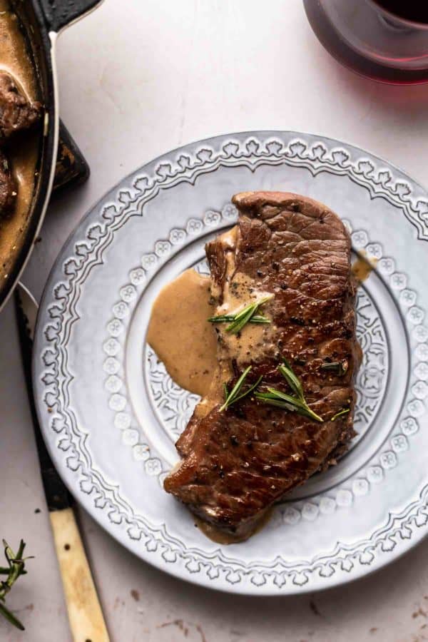 Garlic Rosemary Steak with Sherry Cream Sauce – Kitovet