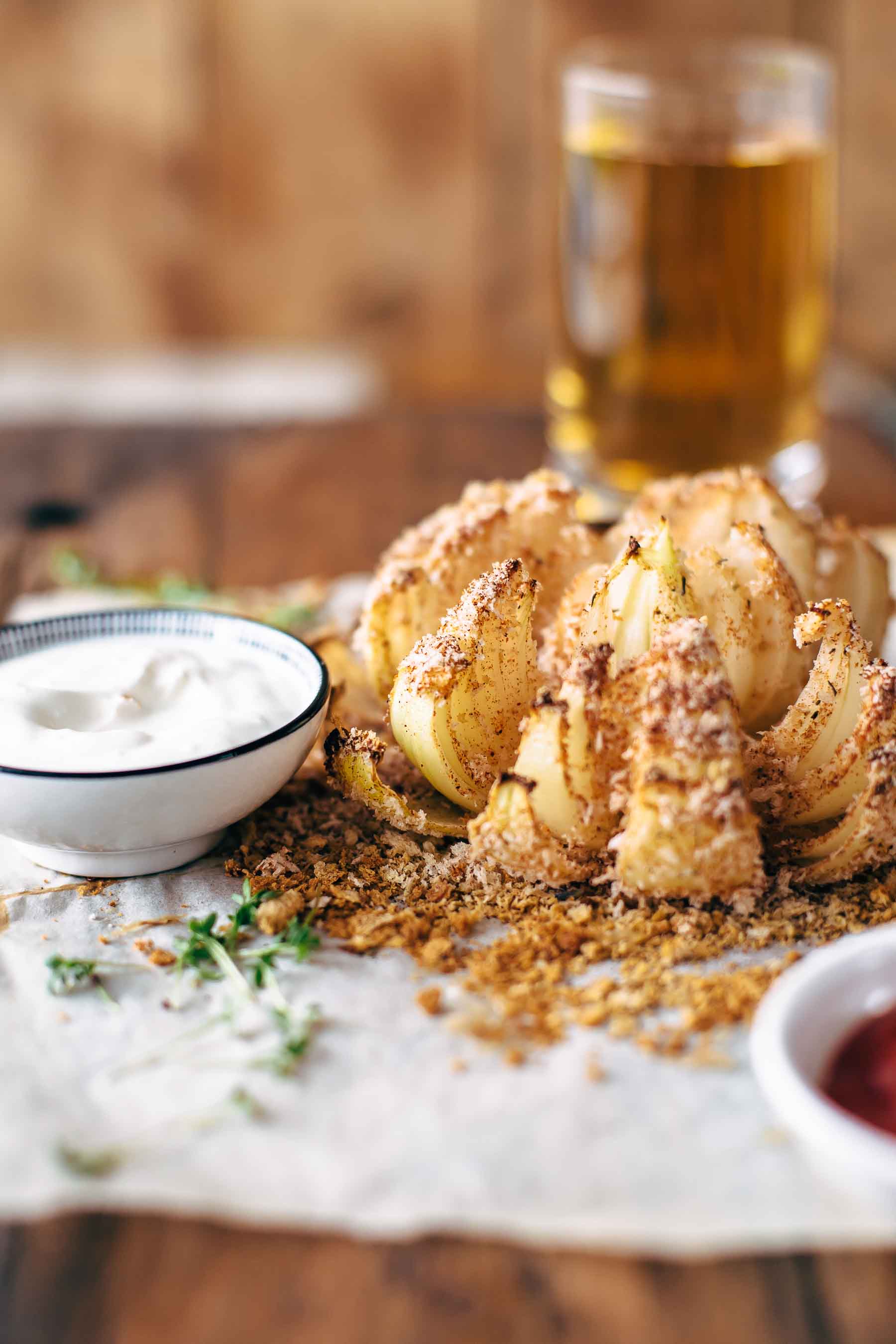 https://www.thecookierookie.com/wp-content/uploads/2015/01/Baked-Blooming-Onion-4.jpg
