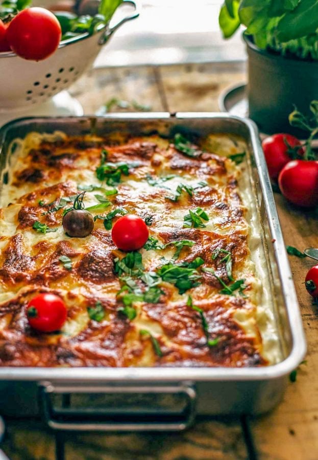 Creamy White Chicken Lasagna (Caprese Chicken Lasagna) Recipe - The ...