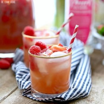 Red Berry Sangria Cocktail Recipe - The Cookie Rookie