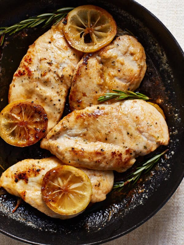 skillet of lemon chicken