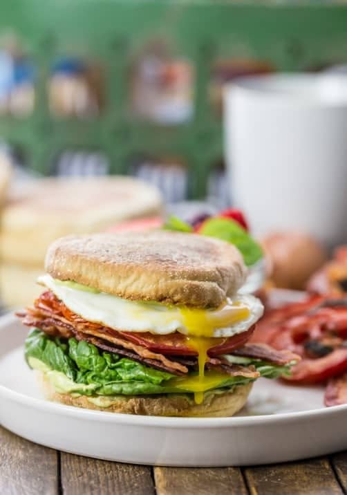 The Ultimate Breakfast BLT Sandwich Recipe | The Cookie Rookie