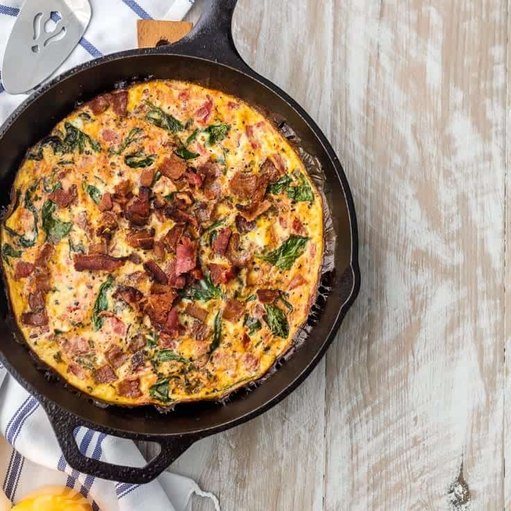 https://www.thecookierookie.com/wp-content/uploads/2015/12/one-pan-blt-skillet-frittata-2-of-12.jpg