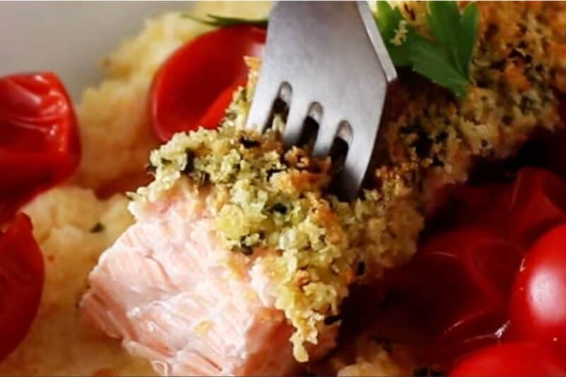 serve herbed salmon fillets with polenta