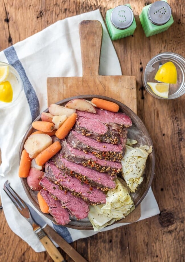 Crock Pot Corned Beef and Cabbage Recipe {Video} - The Cookie Rookie