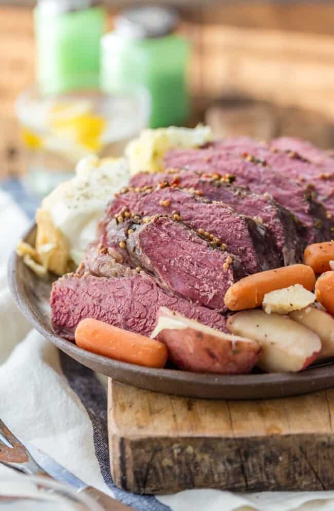 Crock Pot Corned Beef and Cabbage Recipe {Video} The Cookie Rookie