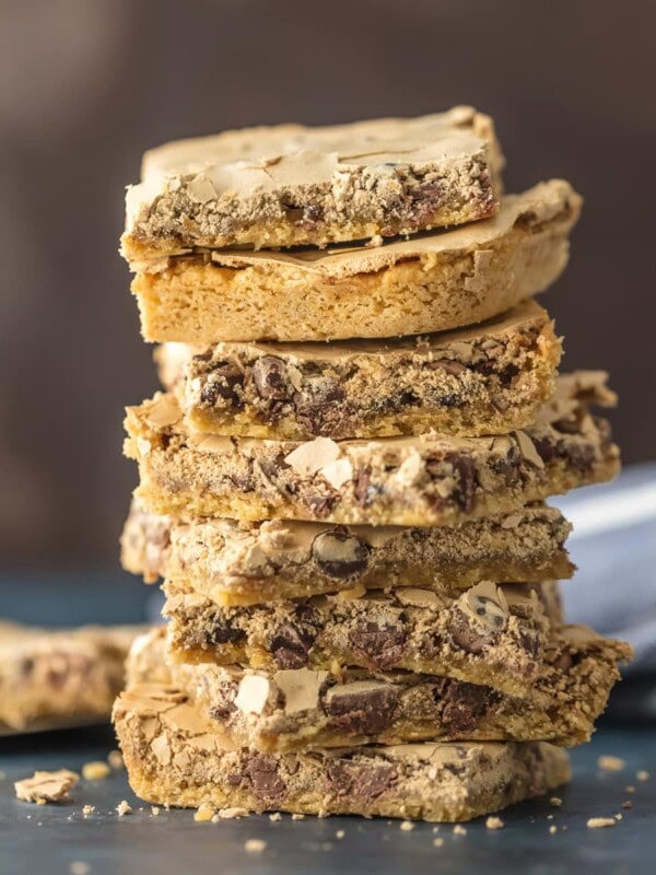 Chocolate Chip Cookie Bars are the ultimate holiday dessert! Baking amazing chocolate chip bars has never been easier or more delicious, and they're topped with a brown sugar meringue for even more flavor. The perfect Christmas dessert!