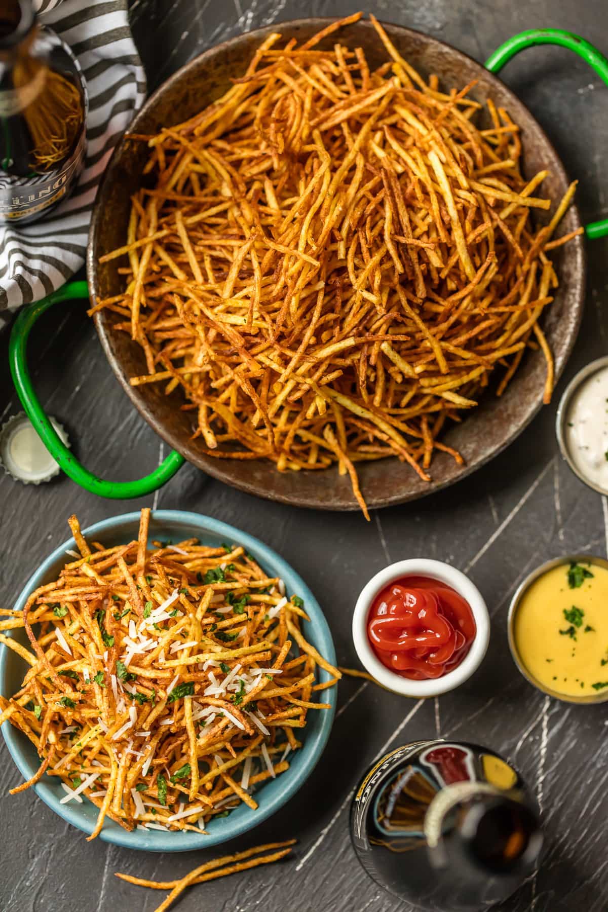 https://www.thecookierookie.com/wp-content/uploads/2017/06/shoestring-fries-3-of-8.jpg
