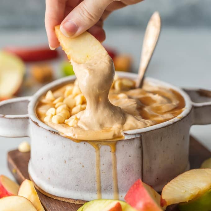 Skinny Caramel Apple Dip  BEST Caramel Sauce for Apples [VIDEO!]