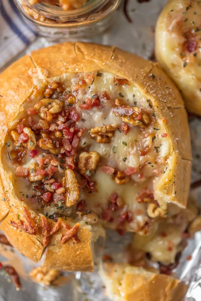 Baked Brie in Bread Bowl - Savor the Best