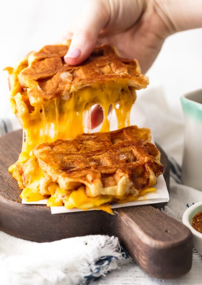 Apple Cheddar Waffle Sandwich (Waffle Grilled Cheese) Recipe - The ...