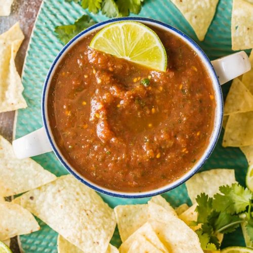 https://www.thecookierookie.com/wp-content/uploads/2018/04/blender-salsa-homemade-salsa-recipe-2-of-7-500x500.jpg