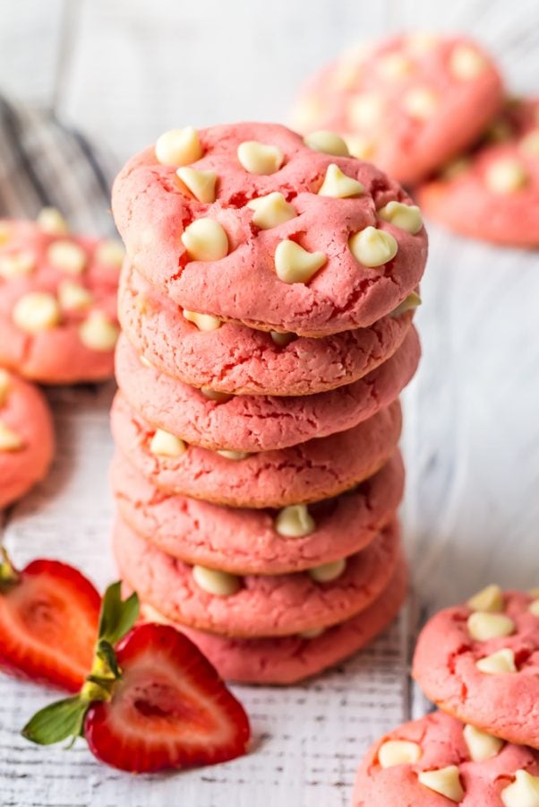 Strawberry Cookies - Strawberry Cake Mix Cookies (VIDEO!)