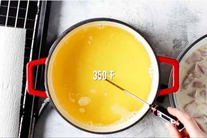 check the oil temperature with the cooking thermometer