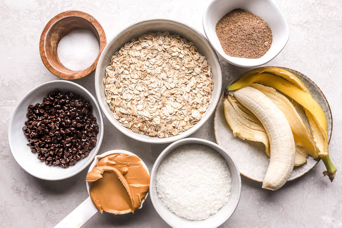 ingredients for healthy peanut butter energy balls.