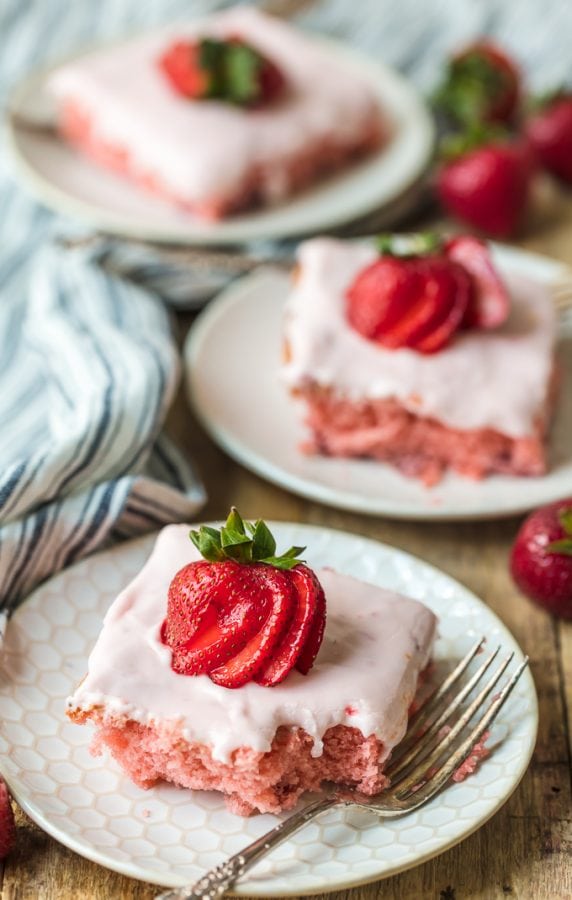 Fresh Strawberry Cake with Strawberry Cream Cheese Icing Recipe - The ...