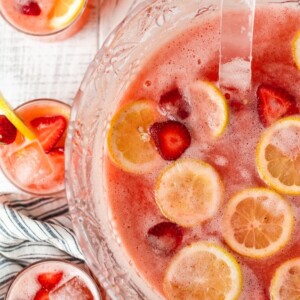 Strawberry Lemonade Party Punch Recipe   VIDEO   - 74