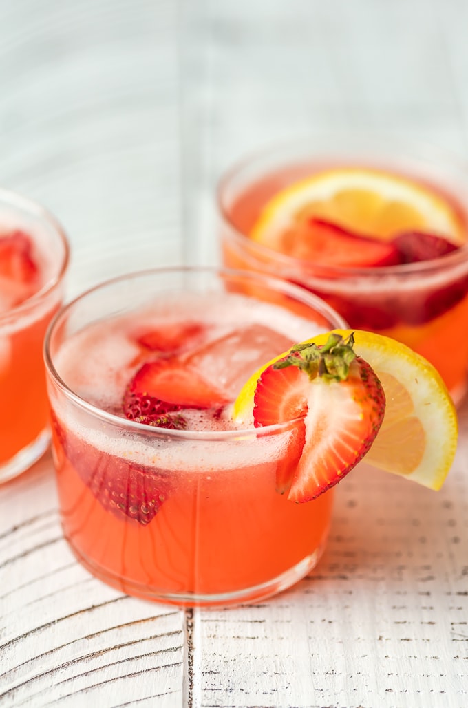 3 glasses of strawberry lemonade summer punch