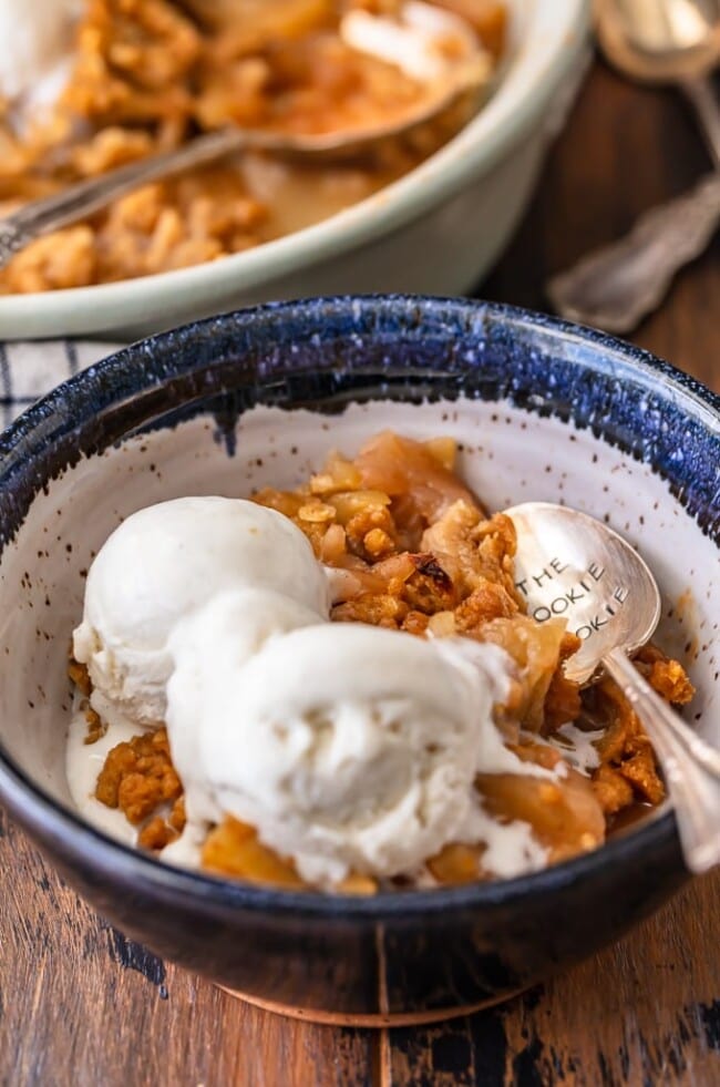 Easy Apple Crisp Recipe - The Cookie Rookie®