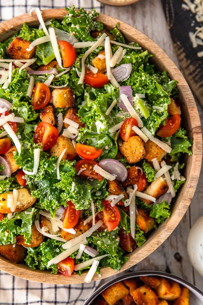 kale salad with croutons