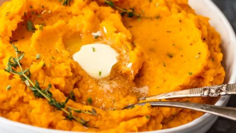 62+ EASY Thanksgiving Side Dishes to Make This Year