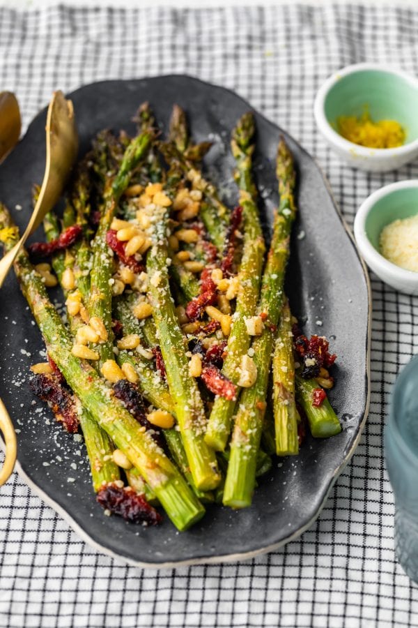 Oven Roasted Asparagus with Sun Dried Tomatoes (VIDEO!!)