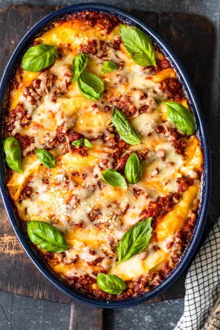 Stuffed Shells With Meat And Cheese (Italian Style)