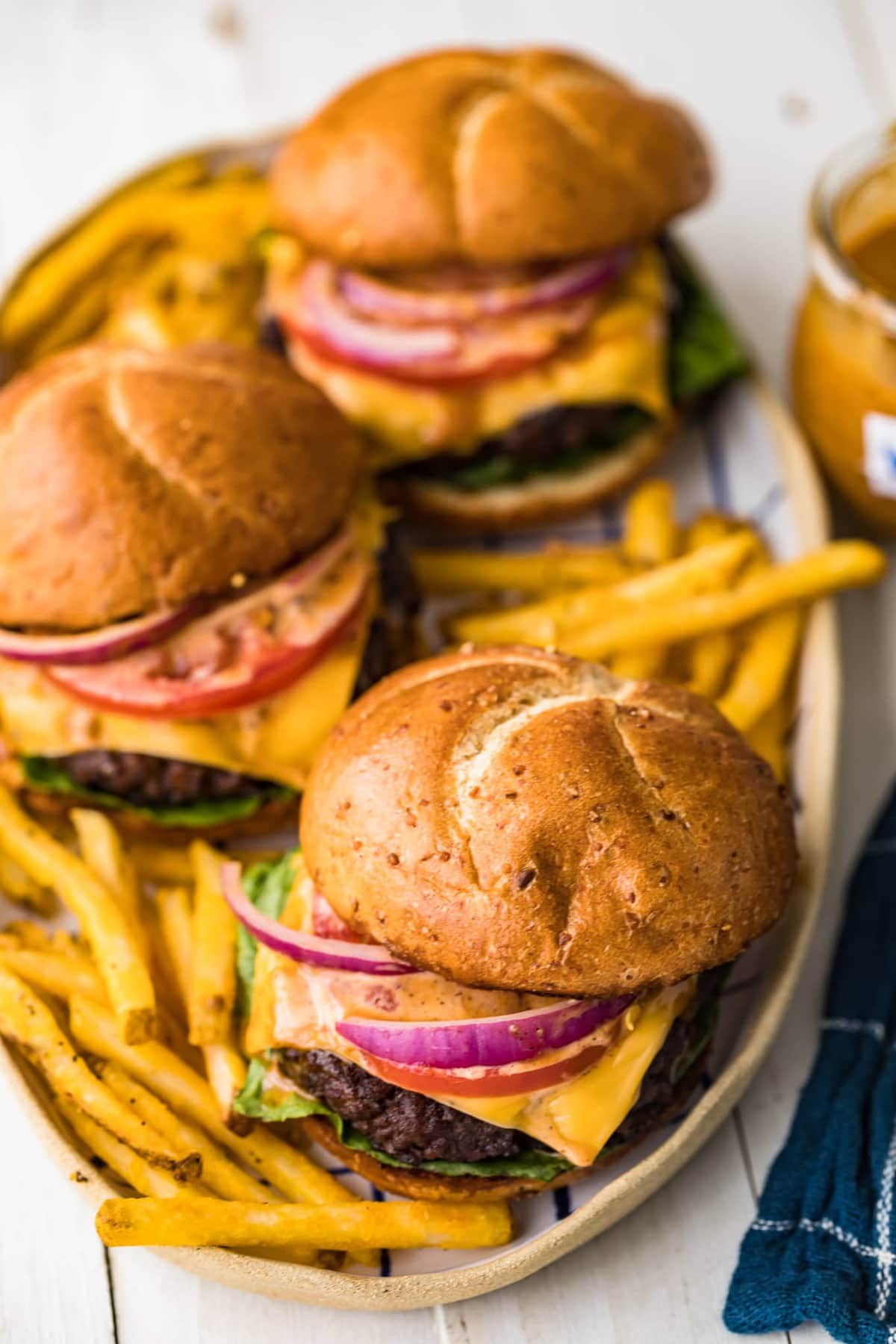 How to Grill Burgers: Tips and Tricks for the Perfect Grilled Burger -  Thrillist