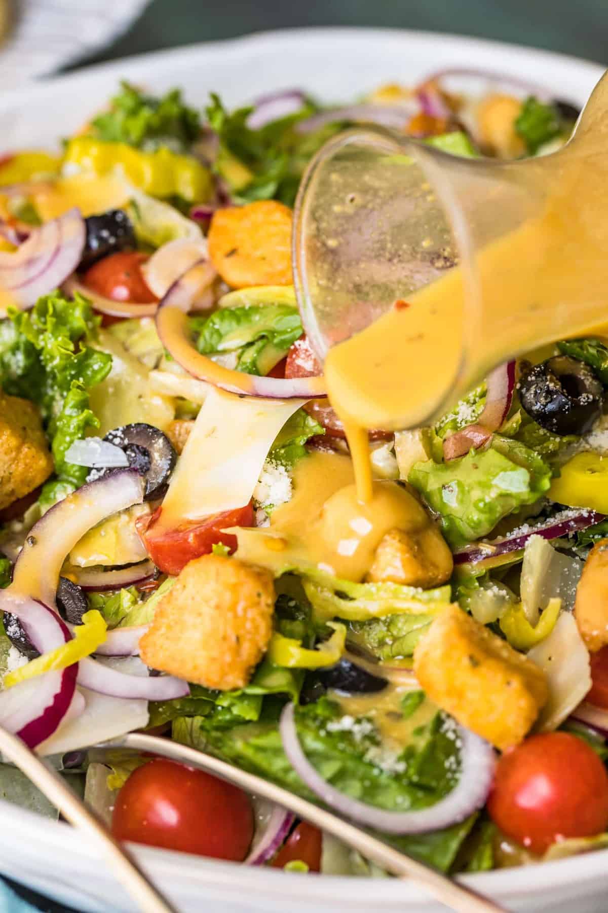 Easy Copycat Olive Garden Salad with Dressing