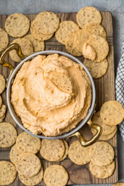 Easy Beer Cheese Dip Recipe (Beer Cheese Spread) - The Cookie Rookie®