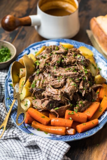 Easy Slow Cooker Pot Roast (Crockpot Recipe) - (HOW TO VIDEO)