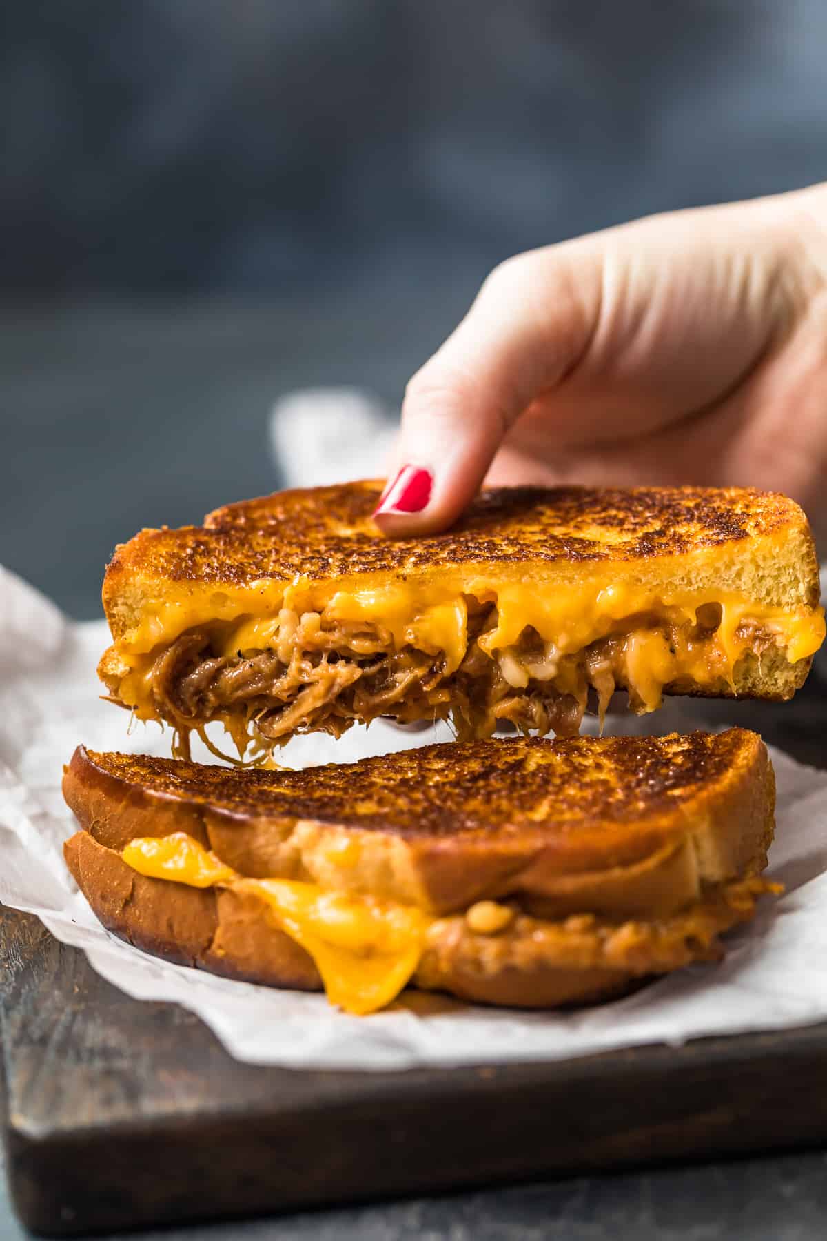 Grilled cheese au air fryer, champignons et cheddar