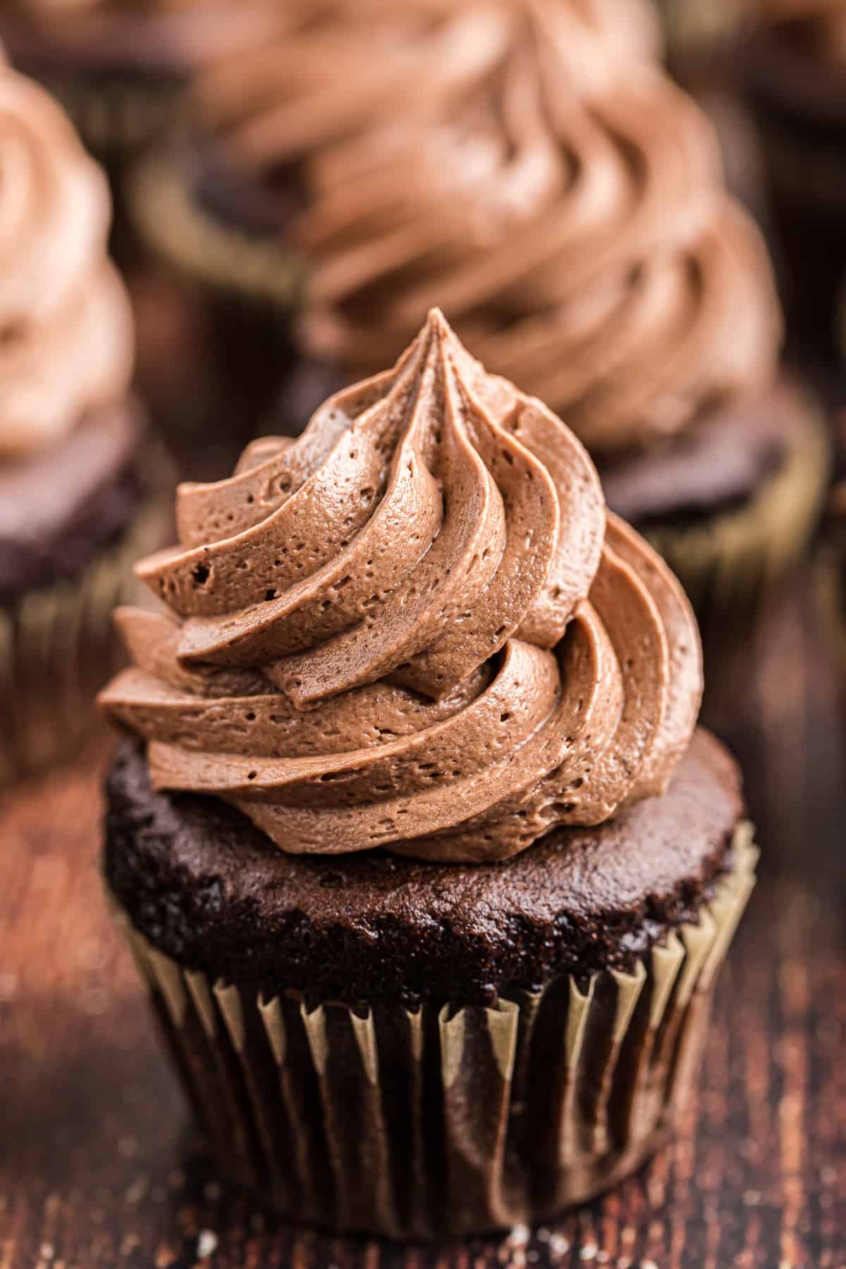 Chocolate Buttercream Frosting Recipe The Cookie Rookie 