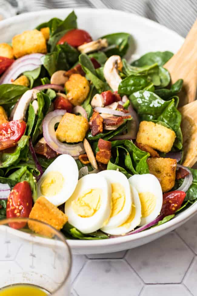 Spinach Salad Recipe with Bacon (Spinach Salad Dressing) Recipe - The ...