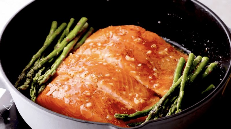 Honey Garlic Salmon and Asparagus Recipe - 89