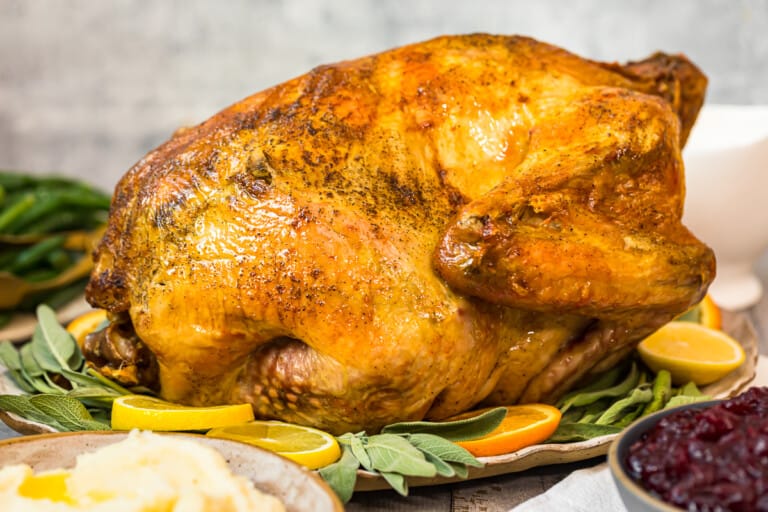 Easy Thanksgiving Turkey (Roast Turkey Recipe) - The Cookie Rookie®