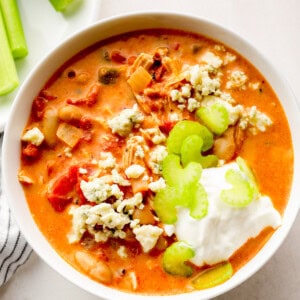 featured buffalo chicken chili