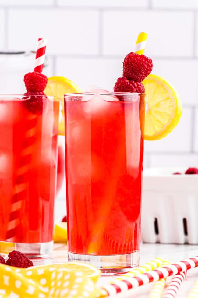 Raspberry Lemonade Recipe - The Cookie Rookie®