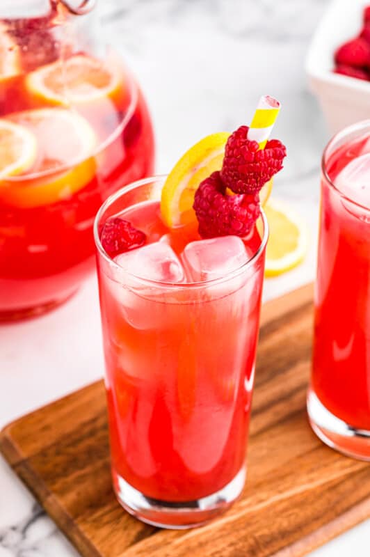 Raspberry Lemonade Recipe - The Cookie Rookie®