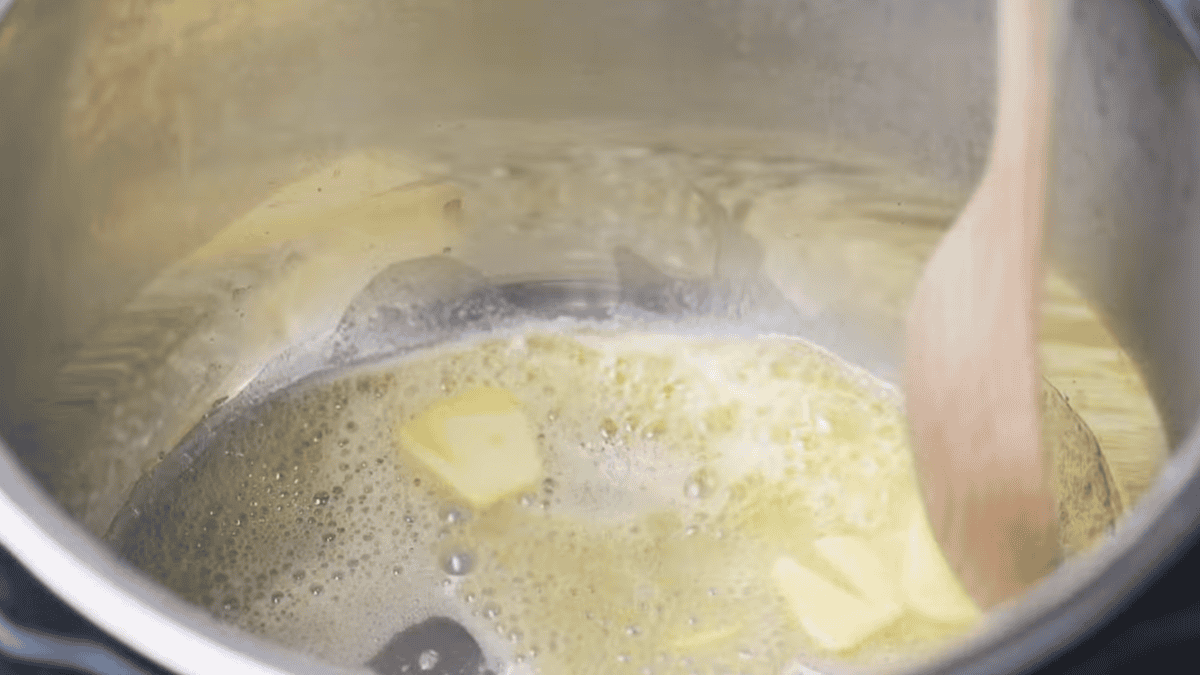 melting butter in an instant pot.