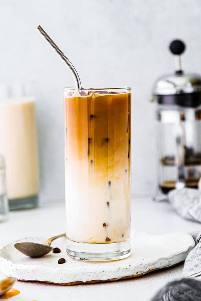 Iced Caramel Macchiato Recipe - The Cookie Rookie®