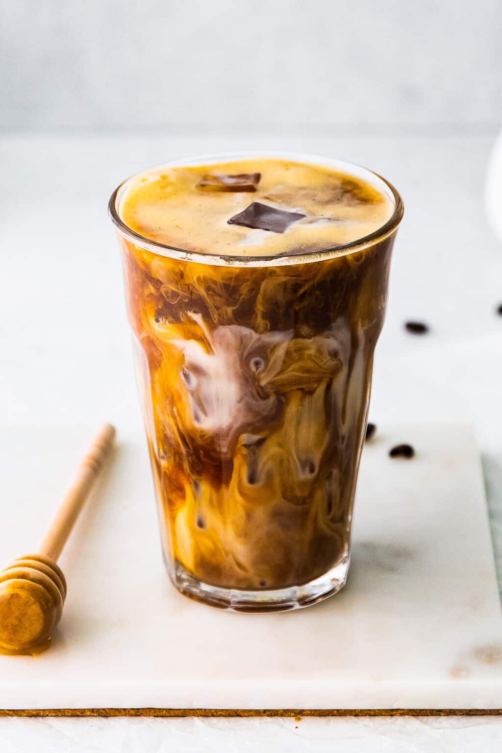 Iced Honey Almondmilk Flat White (Starbucks Copycat) Recipe - The ...