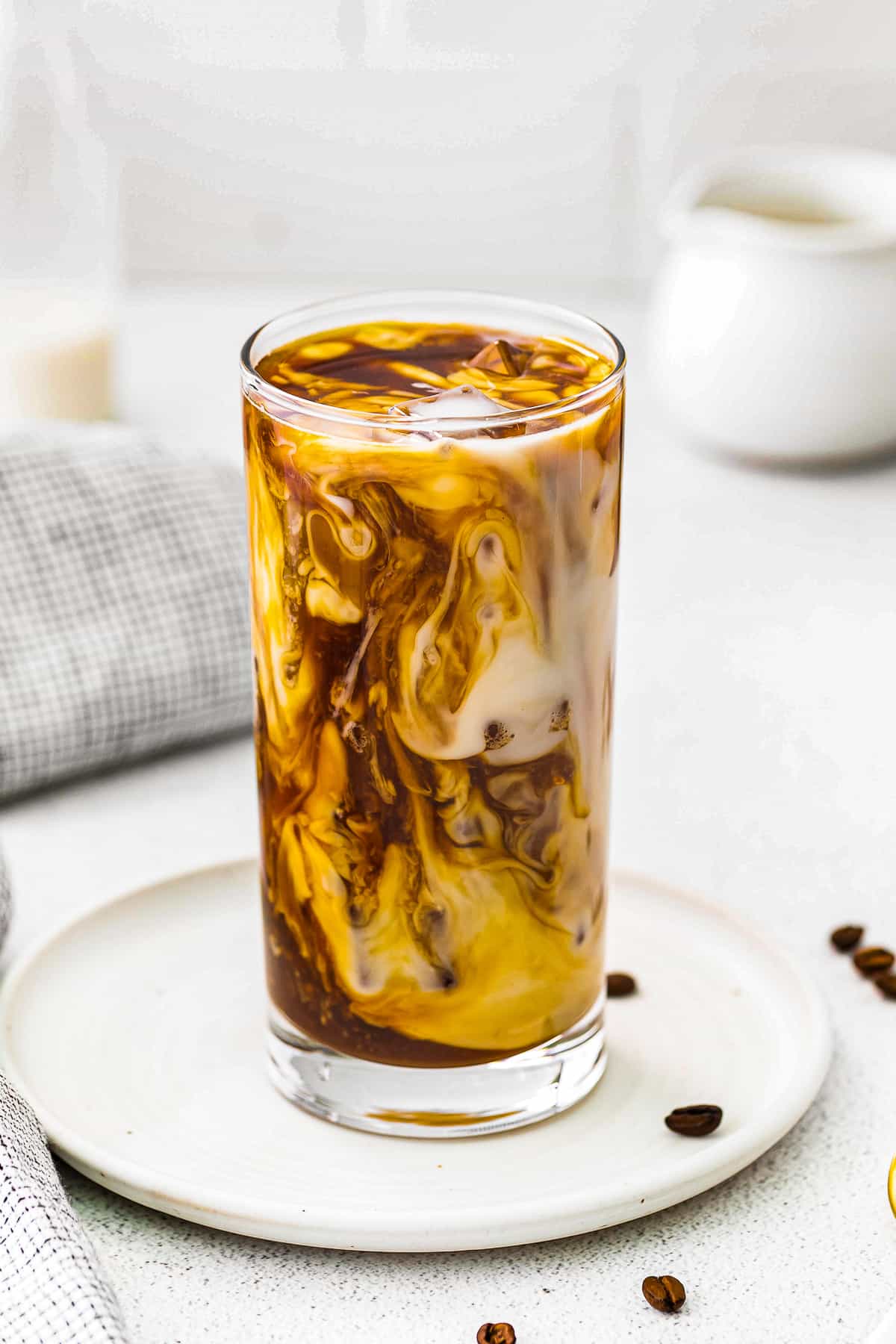 Iced Caramel Latte Recipe - The Cookie Rookie® » Menghadirkan